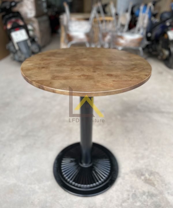 Bàn cafe chân gang mâm mặt gỗ