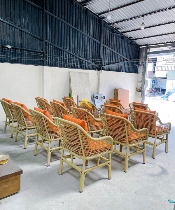 Ghế cafe ngoài trời